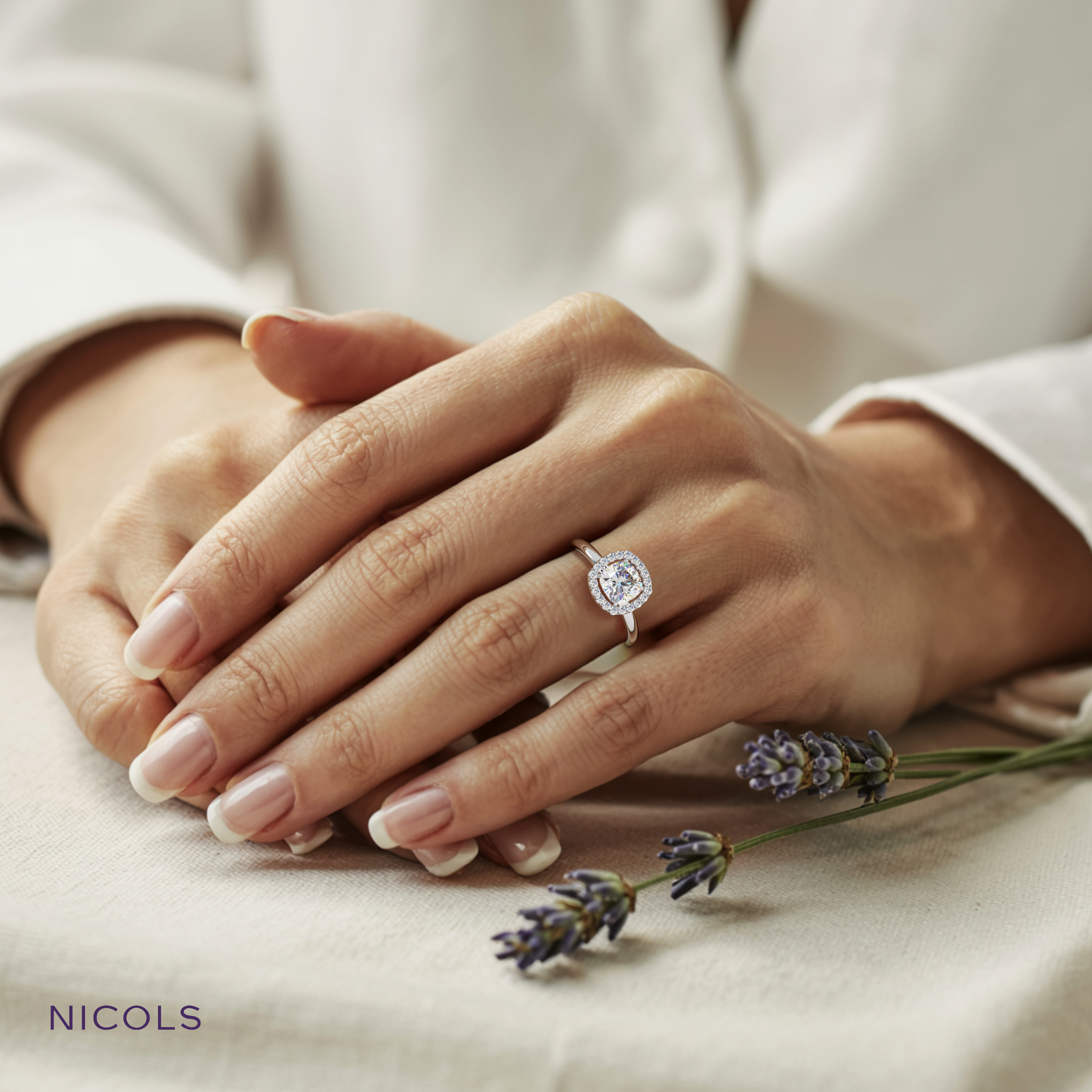 pt platinum  cushion diamond halo ring – 2ct center